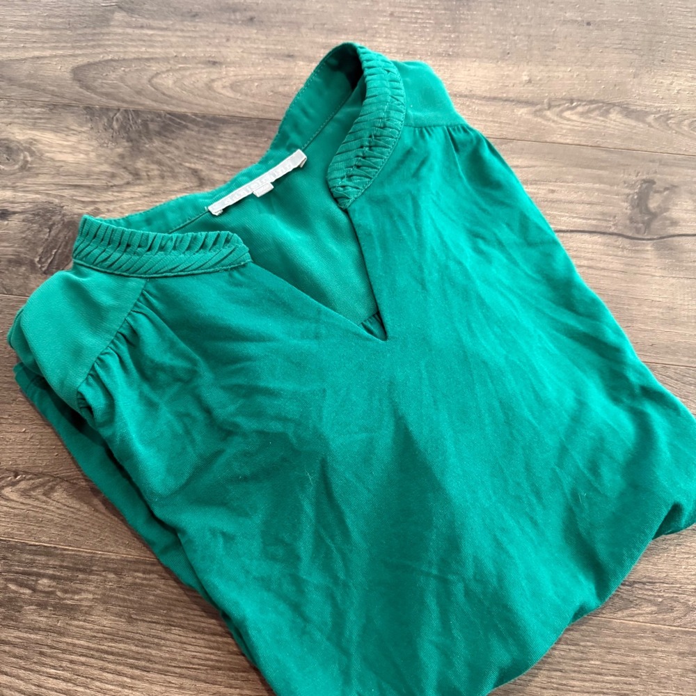 Daniel Rainn Green Short Puff Sleeve Split V-Neck Pleated Trim Blouse Top Large